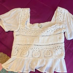 Sim & Sam Cute front crochet top